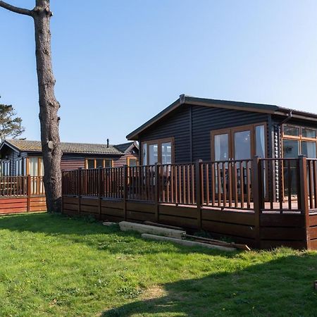 Finest Retreats - Serendipity Lodge Torpoint Kültér fotó