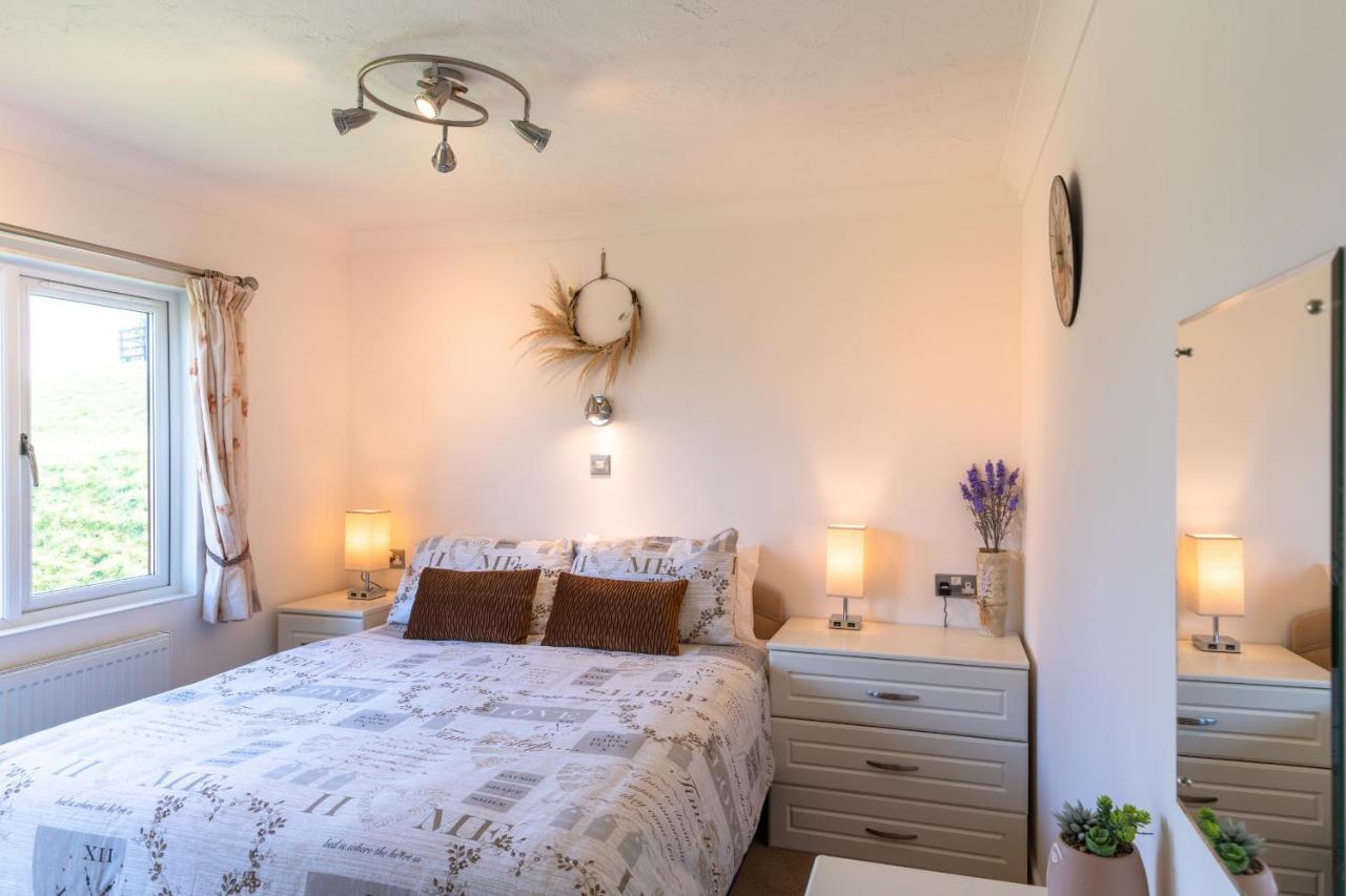 Finest Retreats - Serendipity Lodge Torpoint Kültér fotó