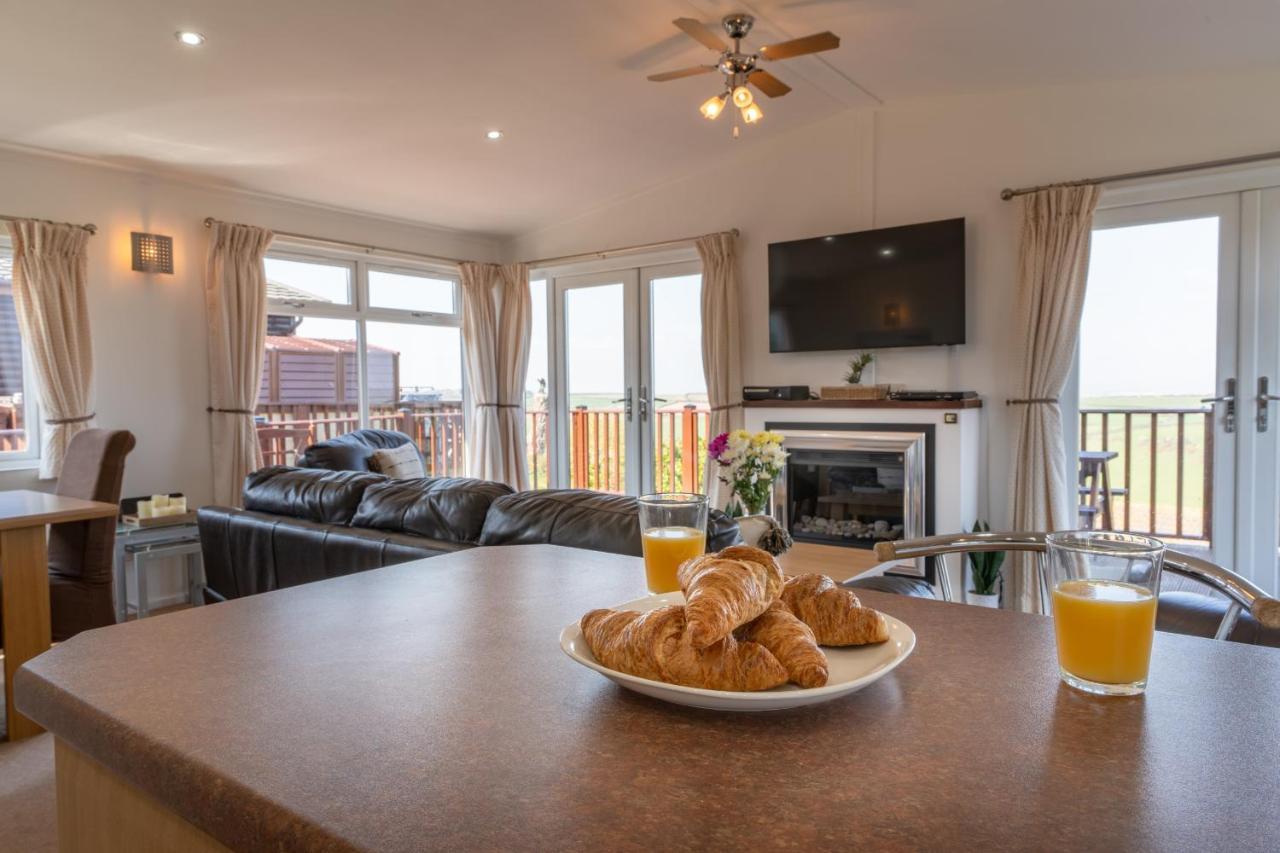 Finest Retreats - Serendipity Lodge Torpoint Kültér fotó
